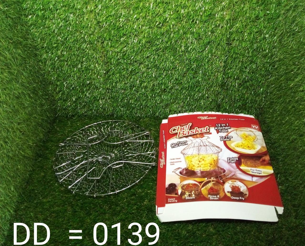 Close-up of the innovative foldable design of the chef strainer basket, highlighting its utility.