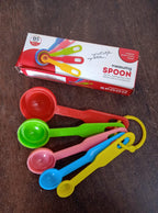 Complete 5-piece plastic measuring spoons set displayed for kitchen use.