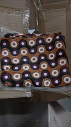 Durable polyester washing machine cover with elegant design.