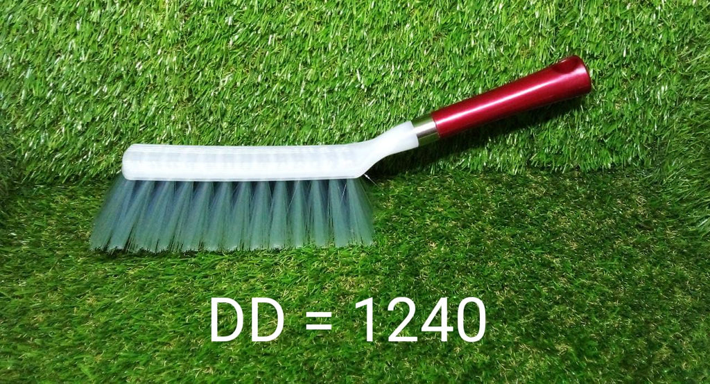 Compact and practical household cleaning brush, an essential effective dusting tool for daily use.