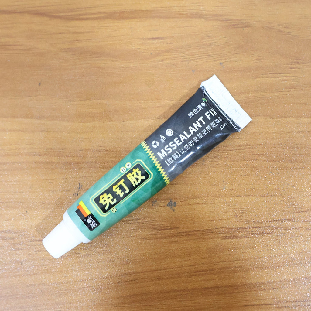 Repair gel for DIY projects sealing cracks and joints