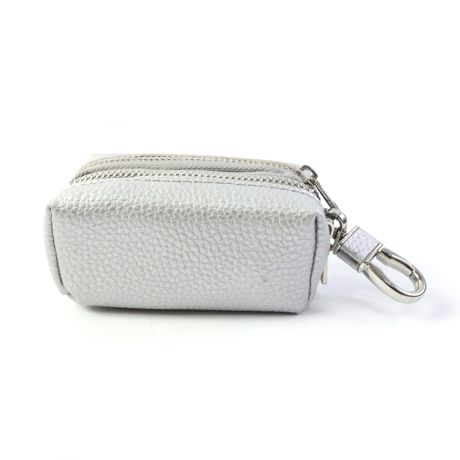 Key organizer pouch featuring smooth zipper and sturdy clip
