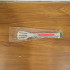 Serving tongs with anti-slip handle for versatile use