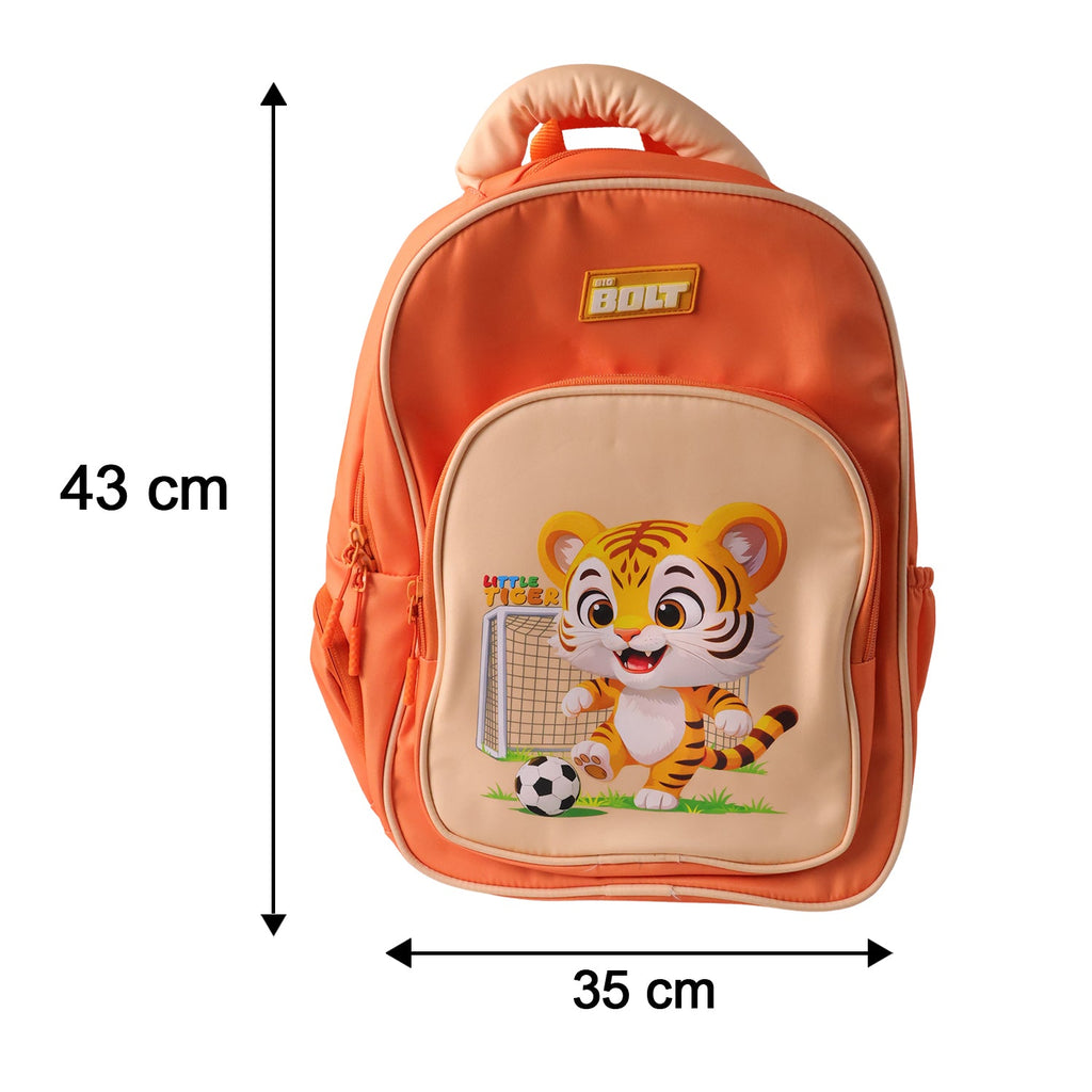 Spacious and lightweight school bag for young children