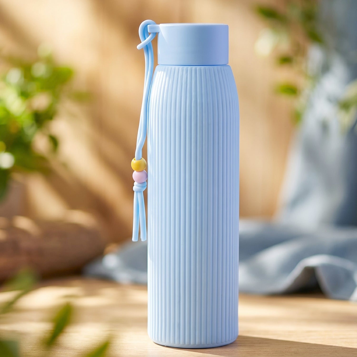 Stylish textured glass drinking bottle for office and gym