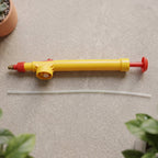 Demonstration of the adjustable spray pattern on the bottle sprayer nozzle.