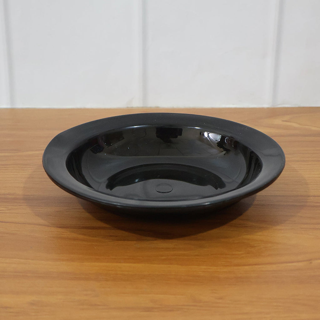 Stylish black serving bowl ideal for soups and curry servings