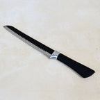 32 cm serrated bread knife with sharp blade for slicing bread