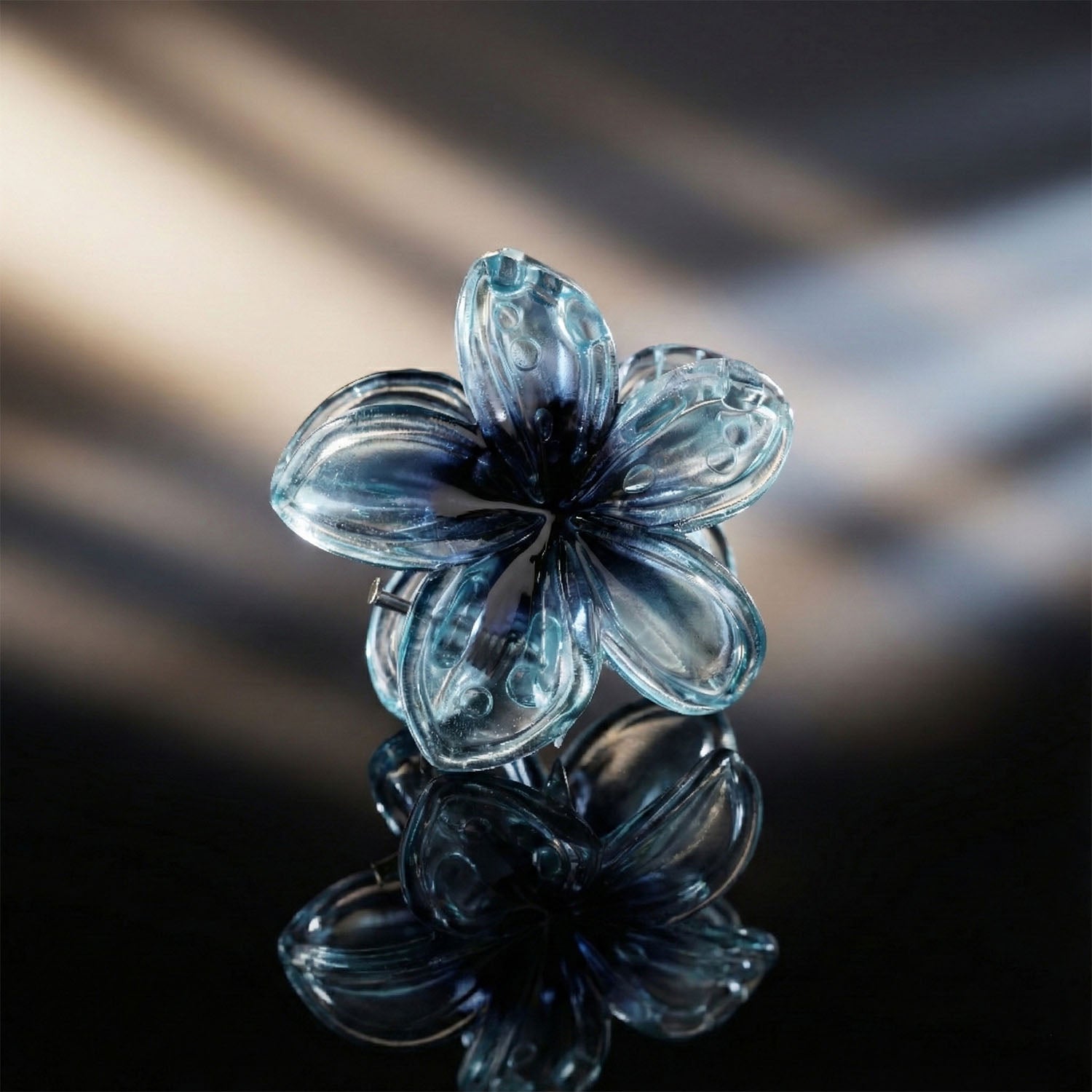 Floral hair clip showing floral details and color mix