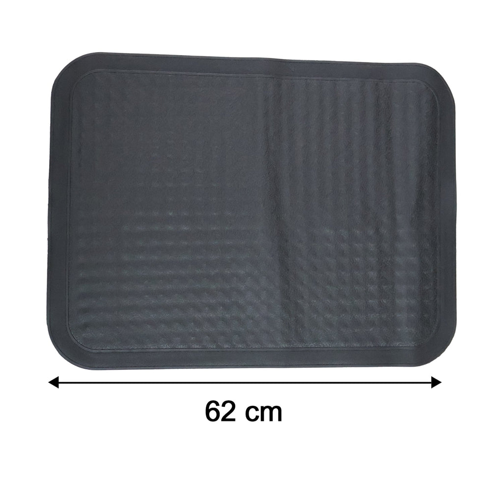 Complete 4-piece car floor mat set for full vehicle coverage