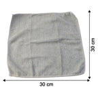 Microfiber cloth size reference next to a ruler showing 30x30 cm dimensions
