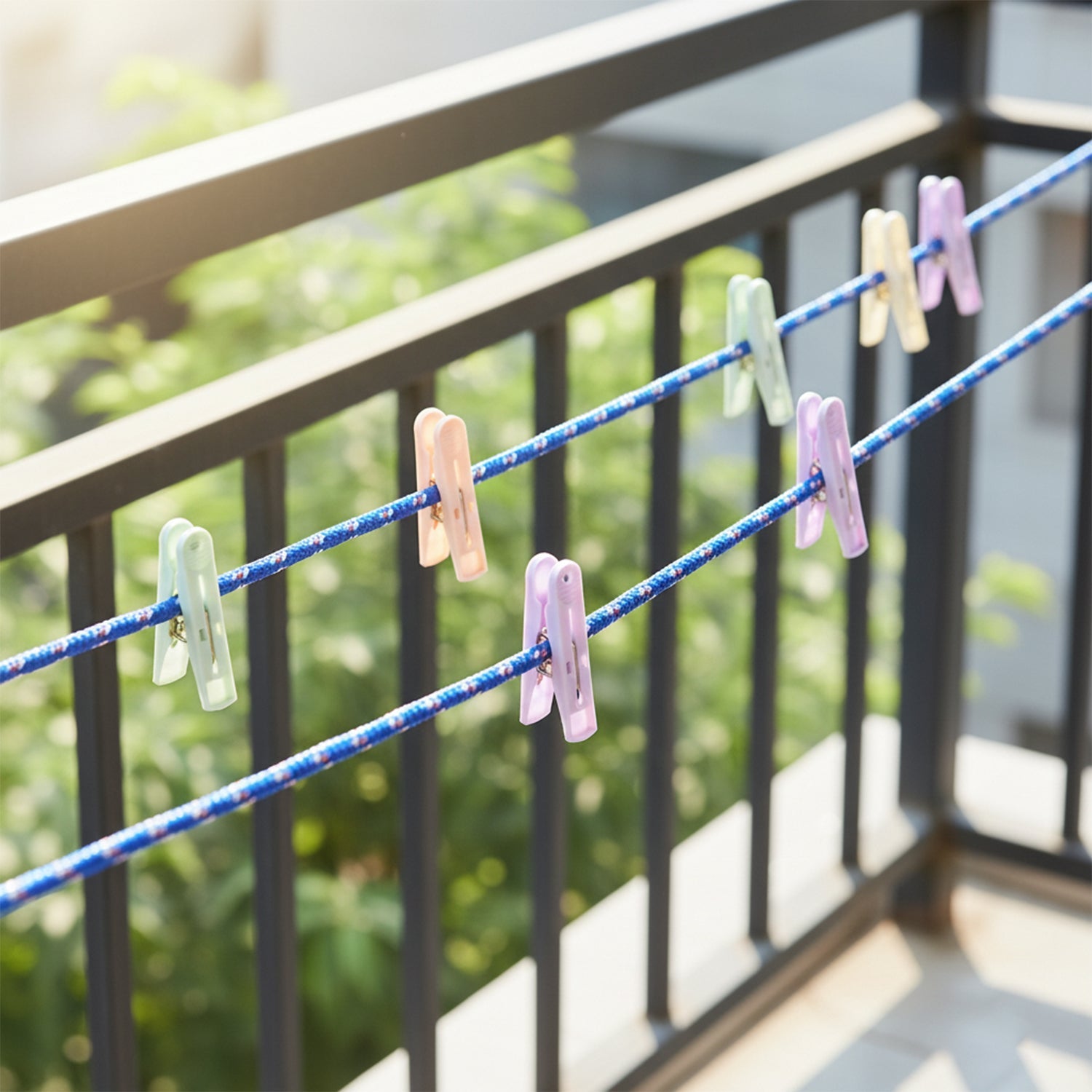 Heavy duty braided clothesline rope for outdoor use