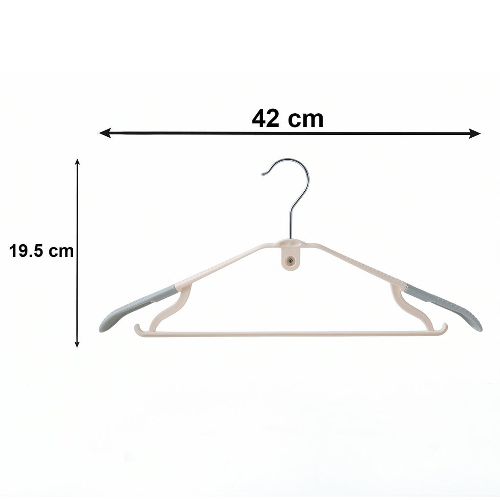 Lightweight plastic hangers for easy handling