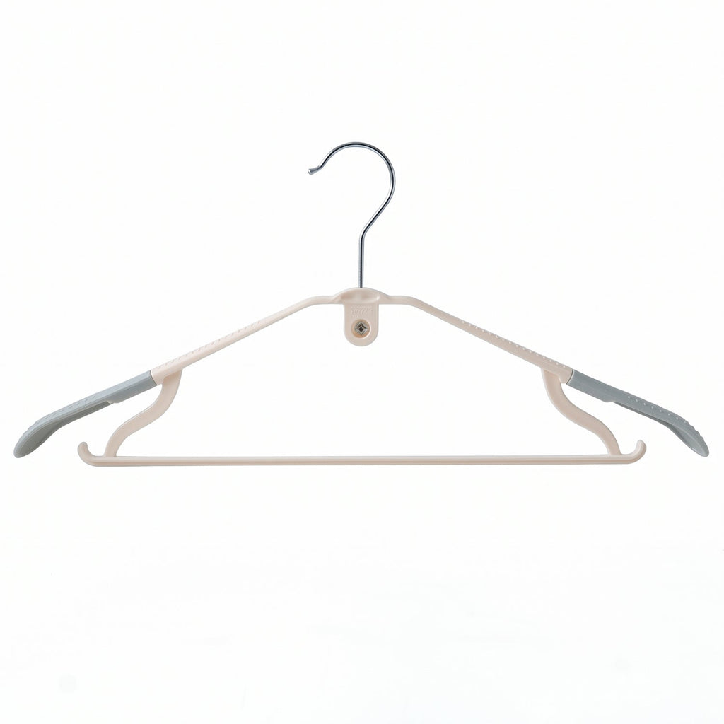 Space-saving plastic hangers for closet organization