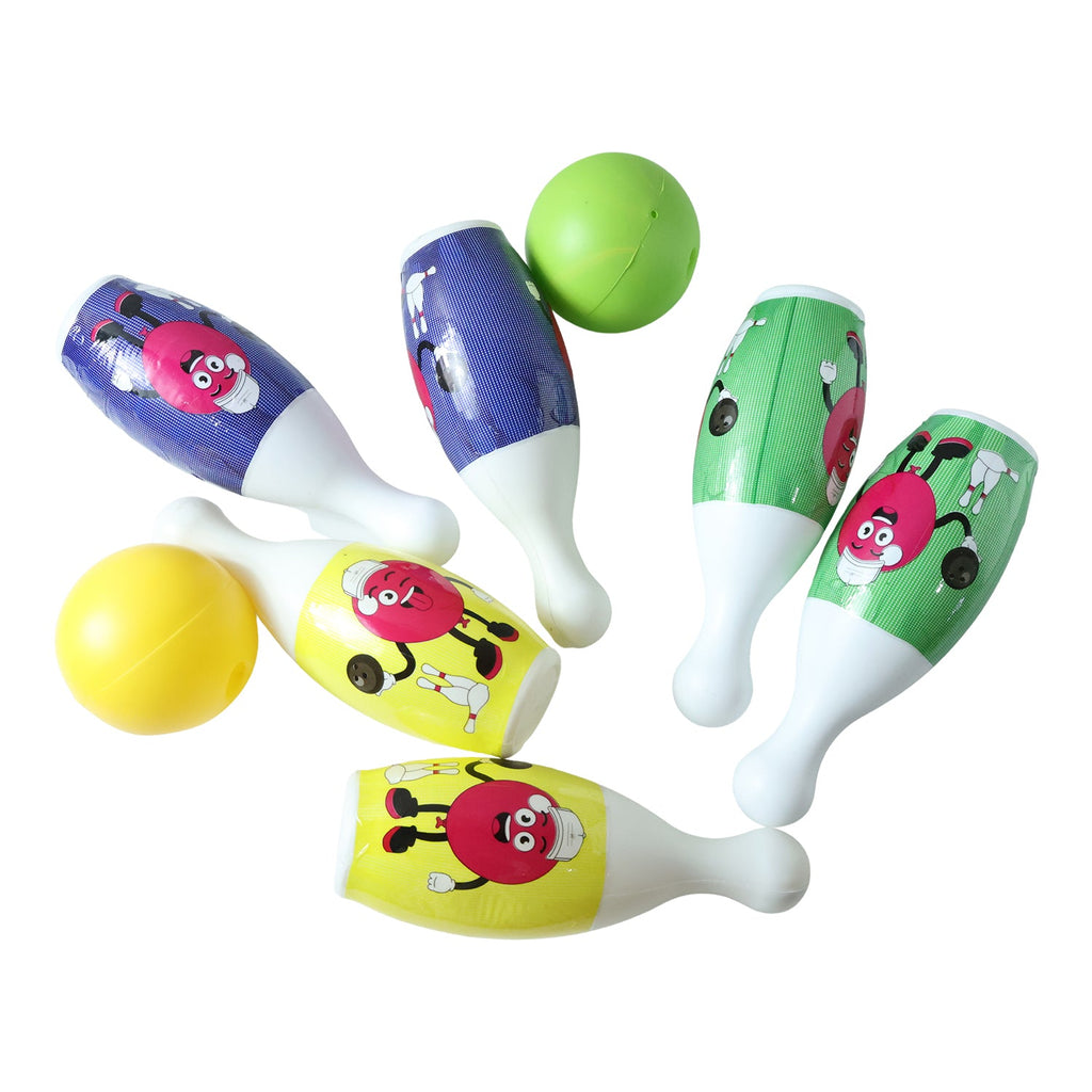 Indoor and outdoor kids bowling game with lightweight design