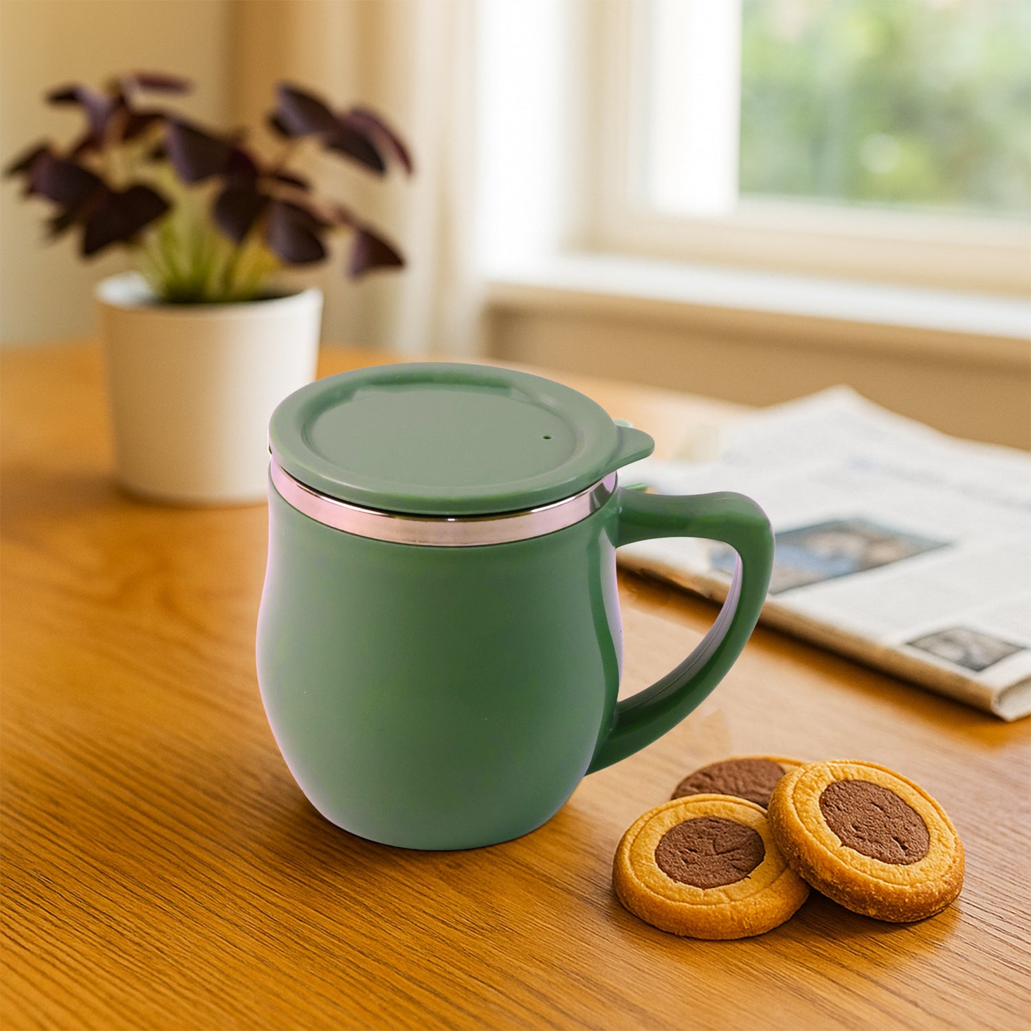 Side view of insulated coffee mug with easy-grip handle