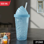 Reusable drinking bottle featuring ice cream swirl design on lid
