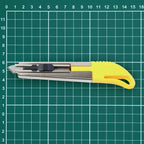Compact utility cutter knife suitable for packaging and crafts