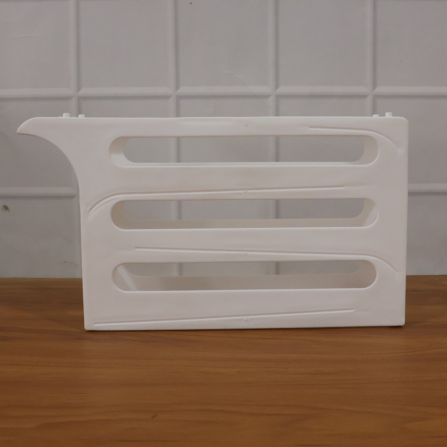 Multi-slot egg holder container for fridge organization