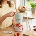 Mini blender bottle for smoothies
