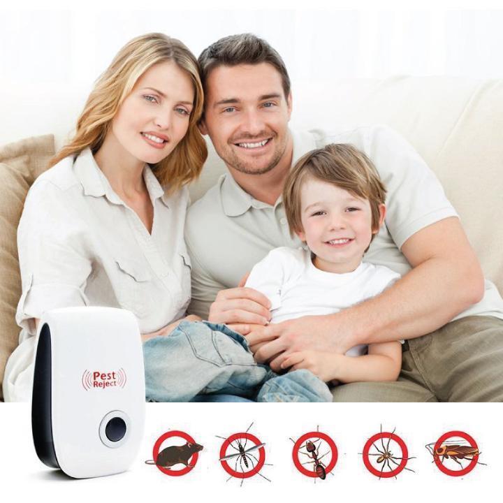 Ultrasonic pest control device in action, deterring rats and mosquitoes.