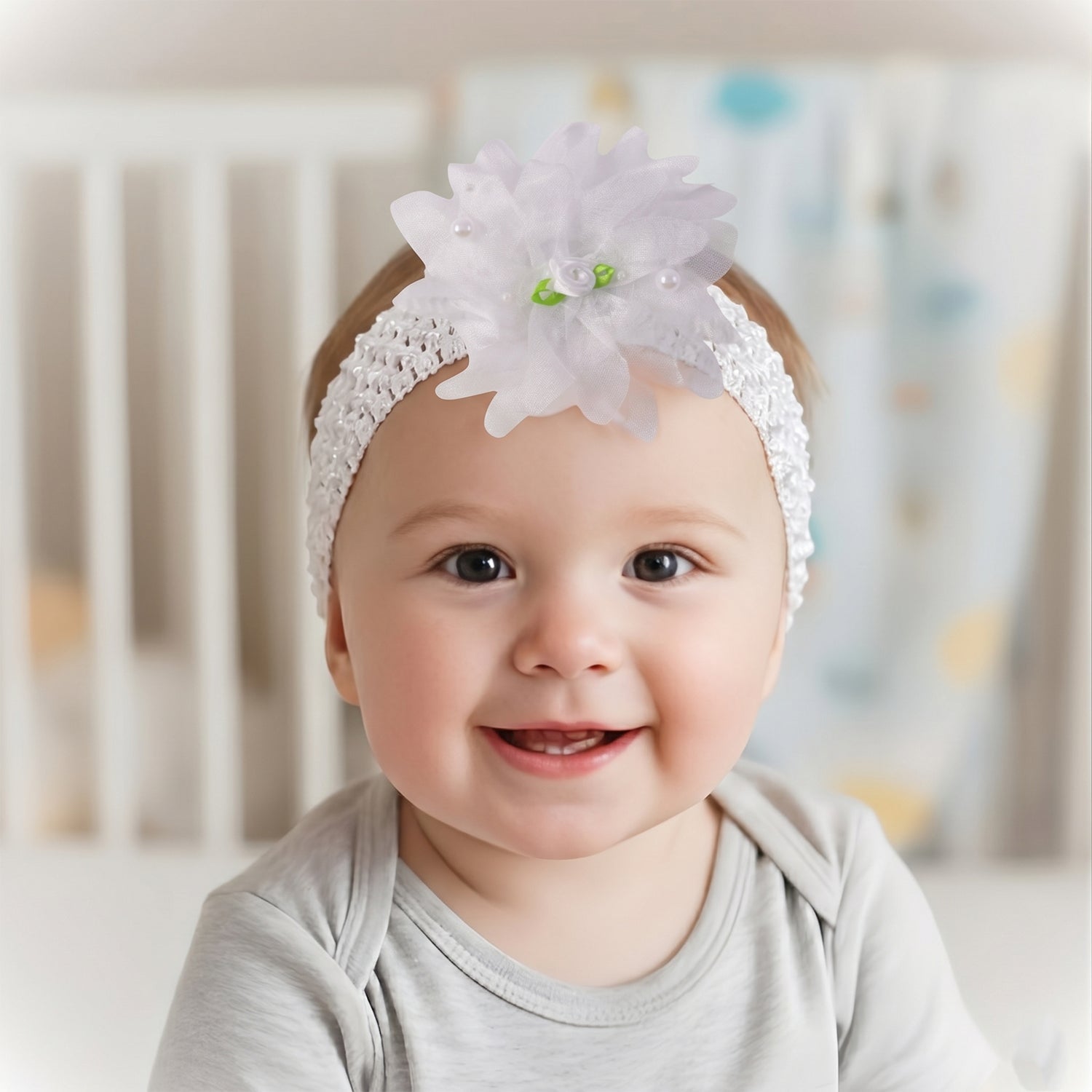 Stylish floral baby headband, perfect for photoshoots and daily wear