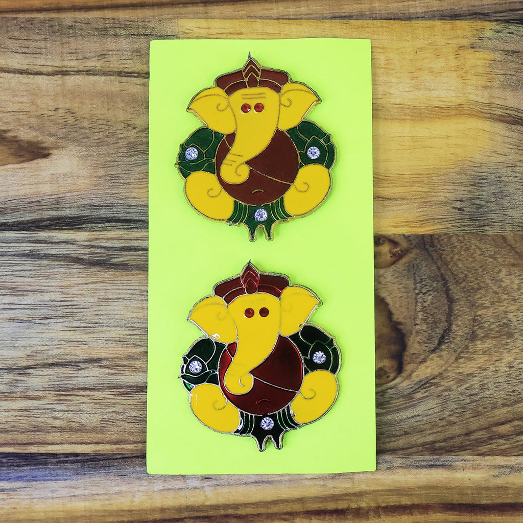 Artistic finish on decorative Lord Ganesha wall hanging sticker design