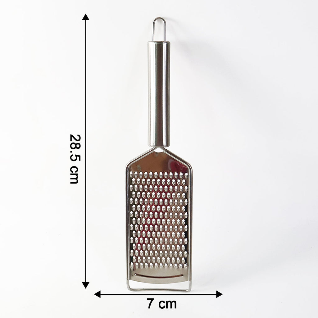 Fine stainless steel surface of carrot grater for smooth shredding