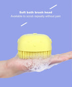 Close-up of the flexible, skin-friendly silicone bristles on the body brush.