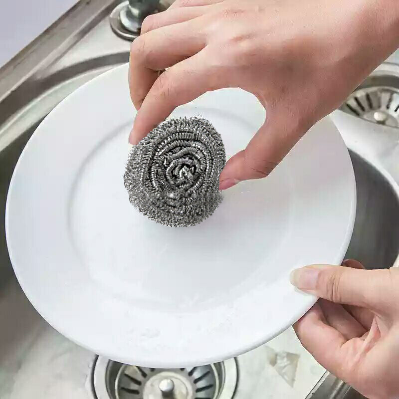 A single stainless steel scrubber, ready to make your kitchen cleaning tasks easier.