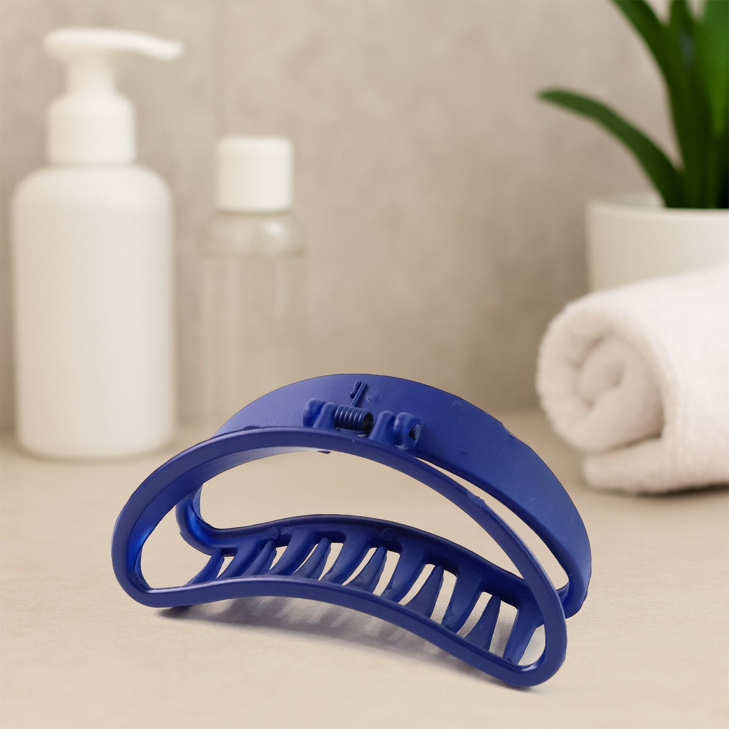 Elegant plastic hair clips with claw design for versatile hair styles
