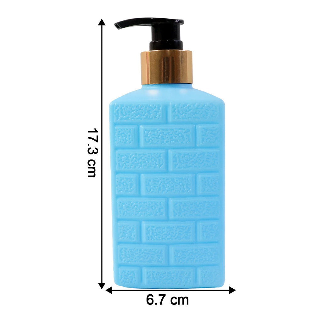 Liquid soap pump dispenser bottle with smooth dispensing