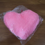 Romantic plush heart cushion suitable for bedroom comfort