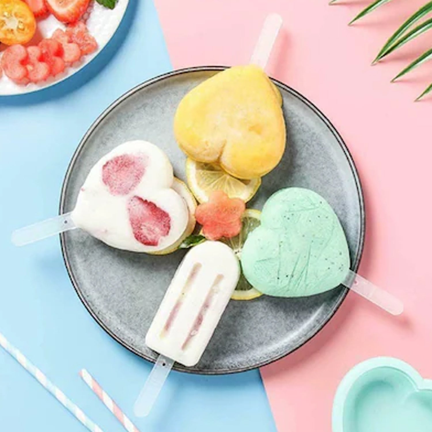 Heart-shaped silicone molds suitable for freezer storage