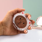 Compact shimmer highlighter ideal for party and daily makeup