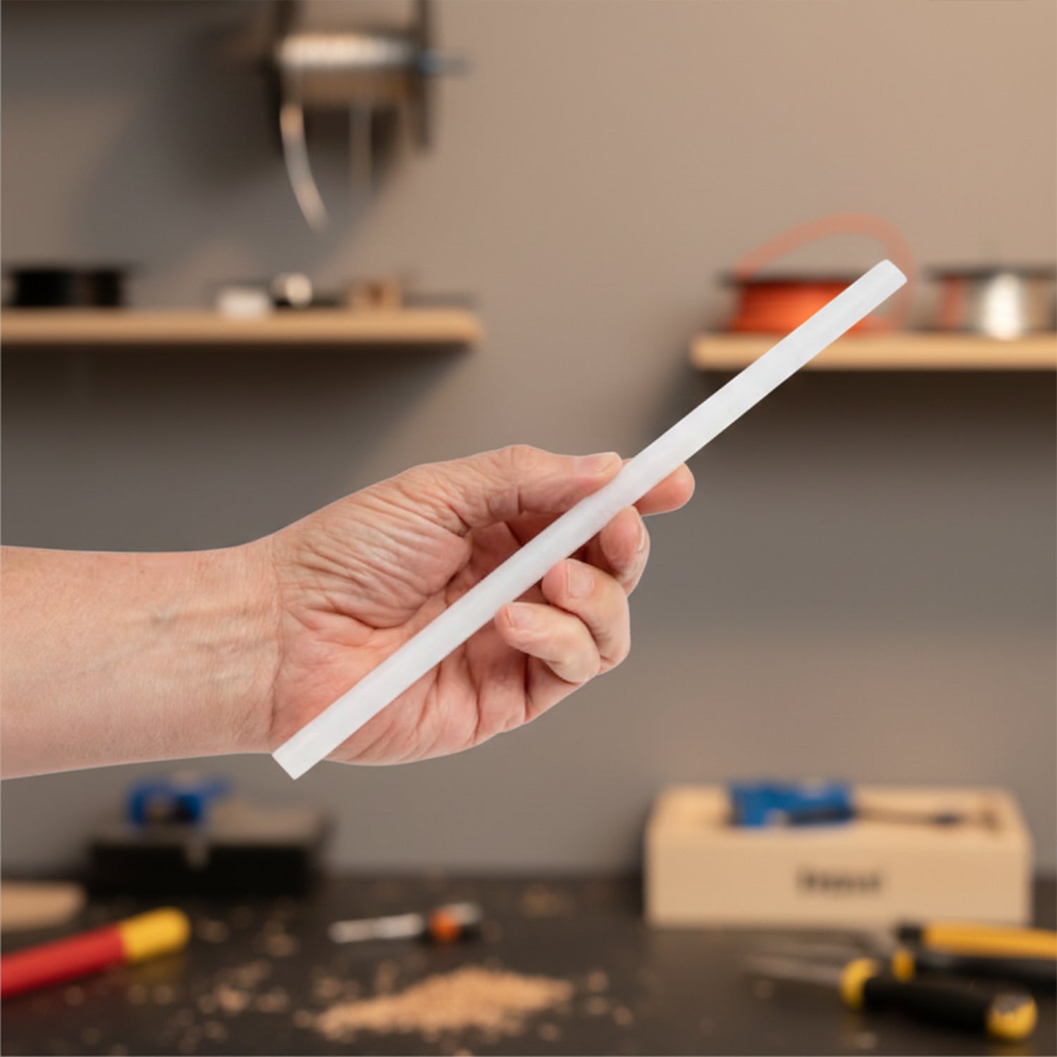 Transparent glue stick suitable for home repairs and DIY crafts