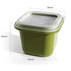 Compact plastic food storage container with lid