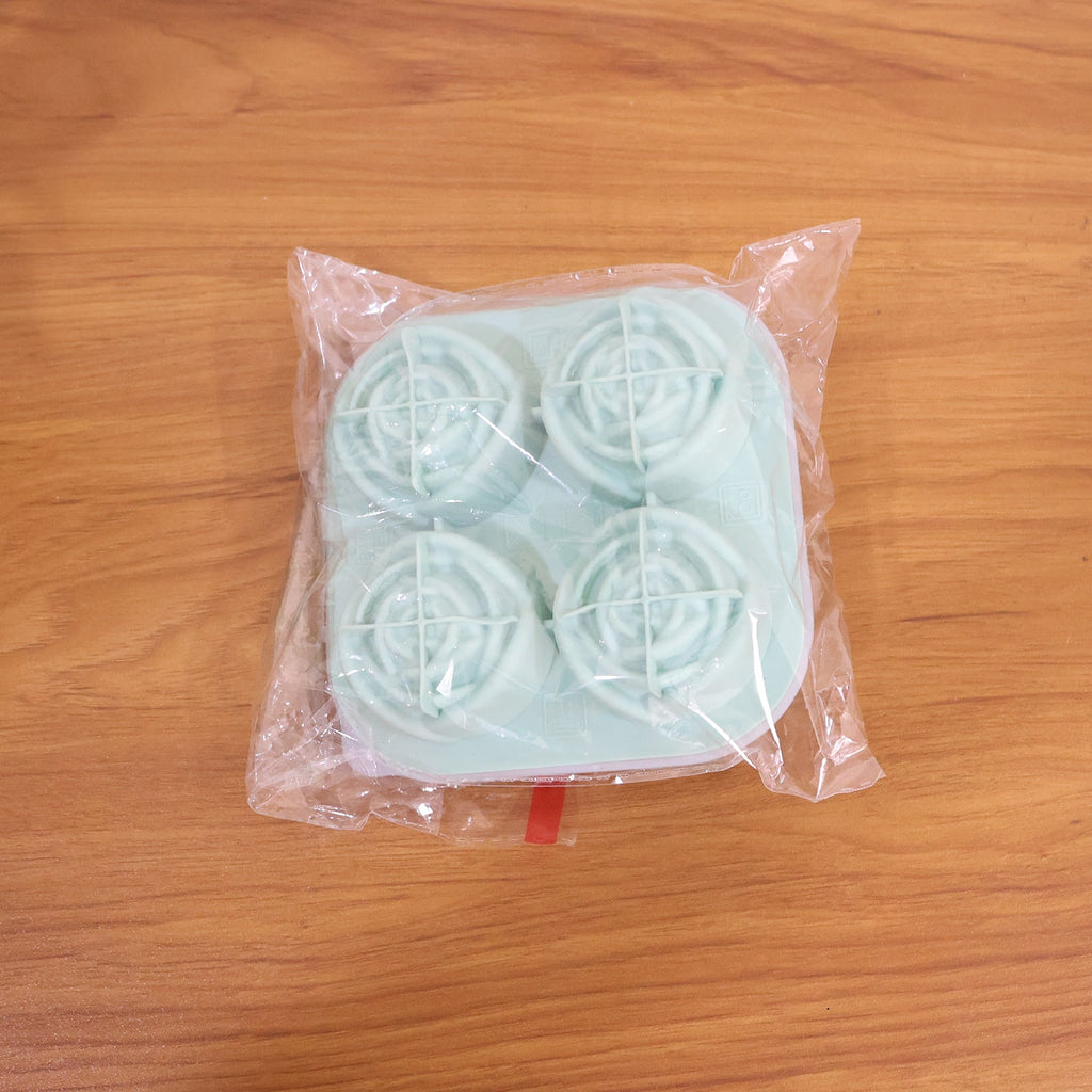 Rose shape ice cube tray used to make decorative ice cubes in drinks