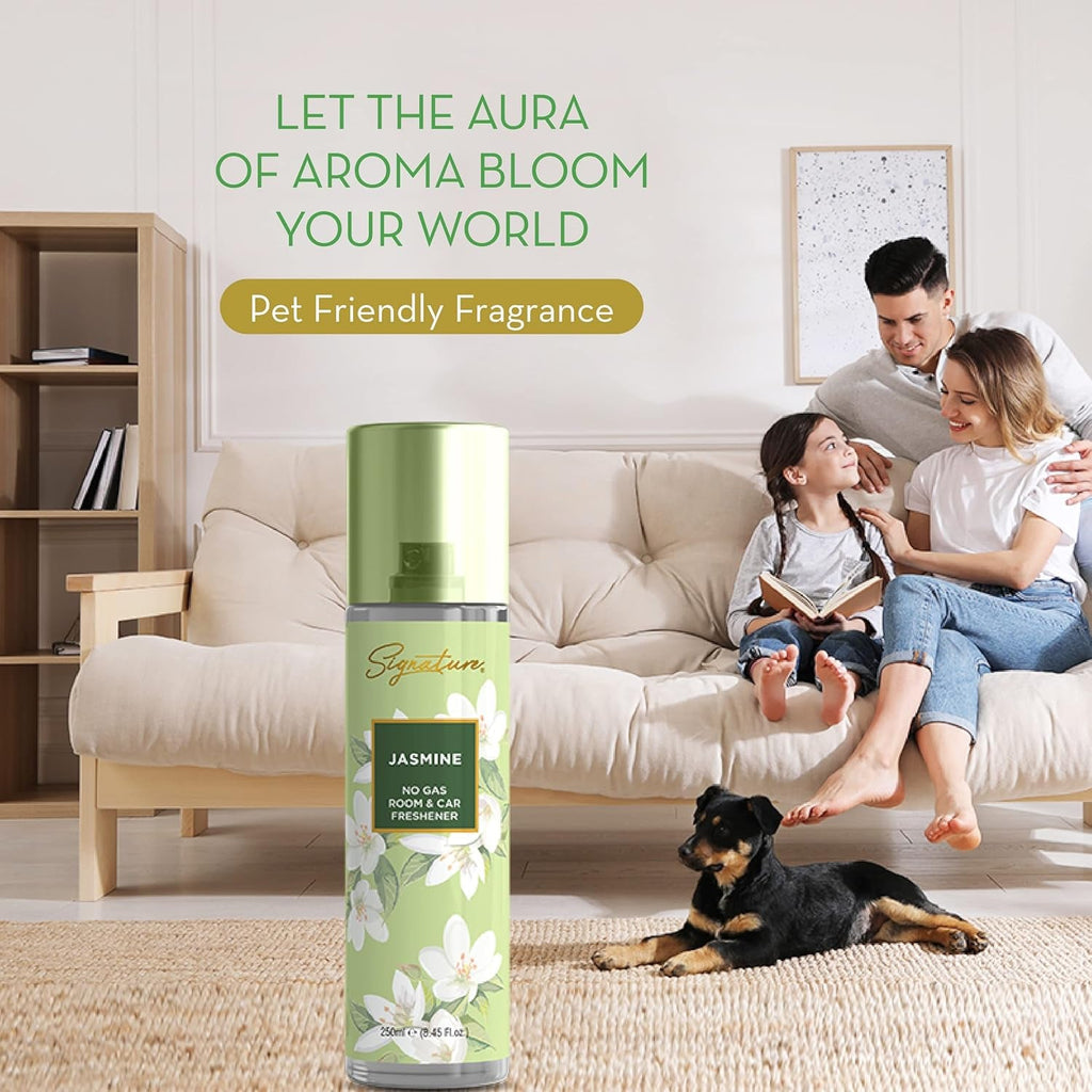 Home fragrance spray with jasmine scent