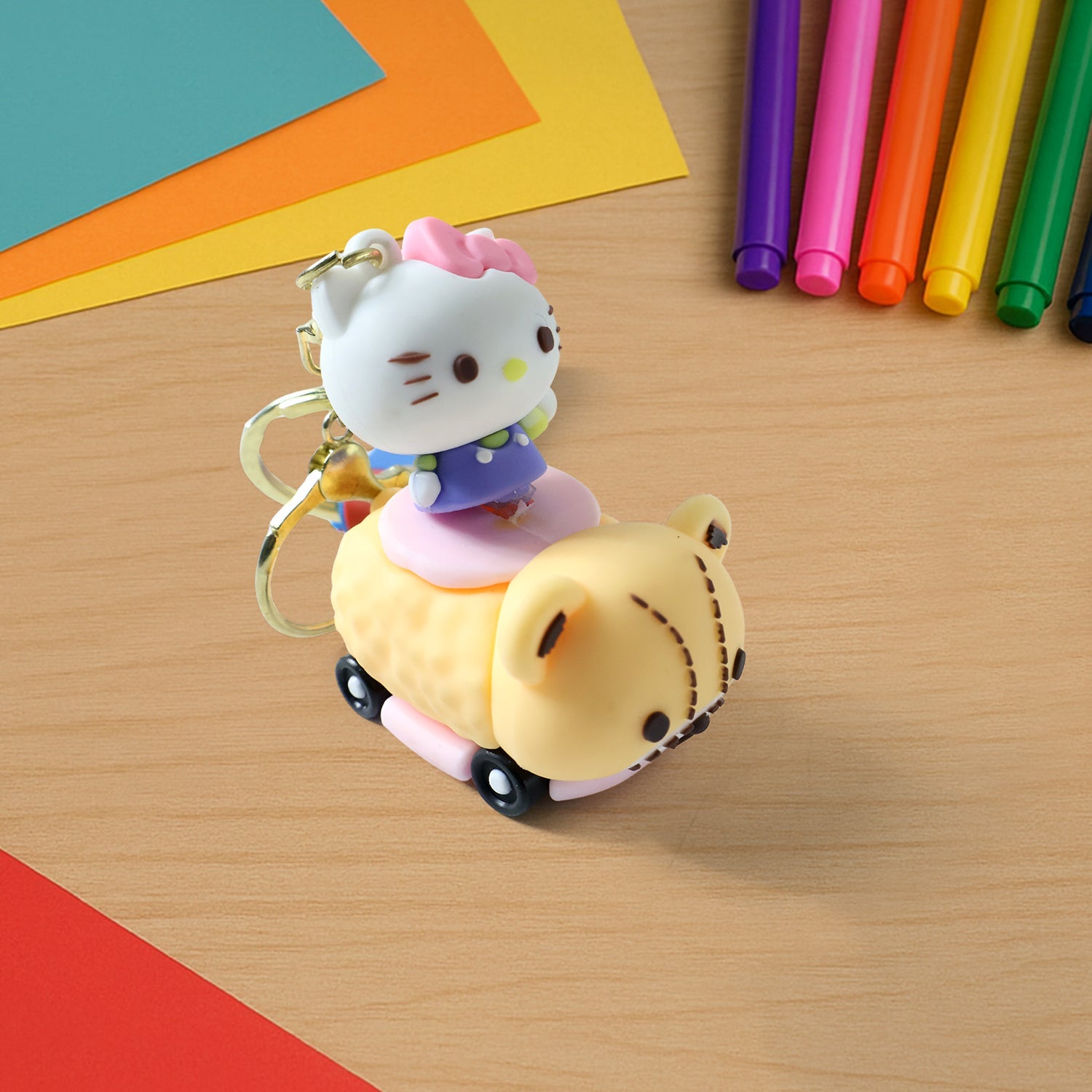 Soft silicone cartoon cat keychain with strong metal ring