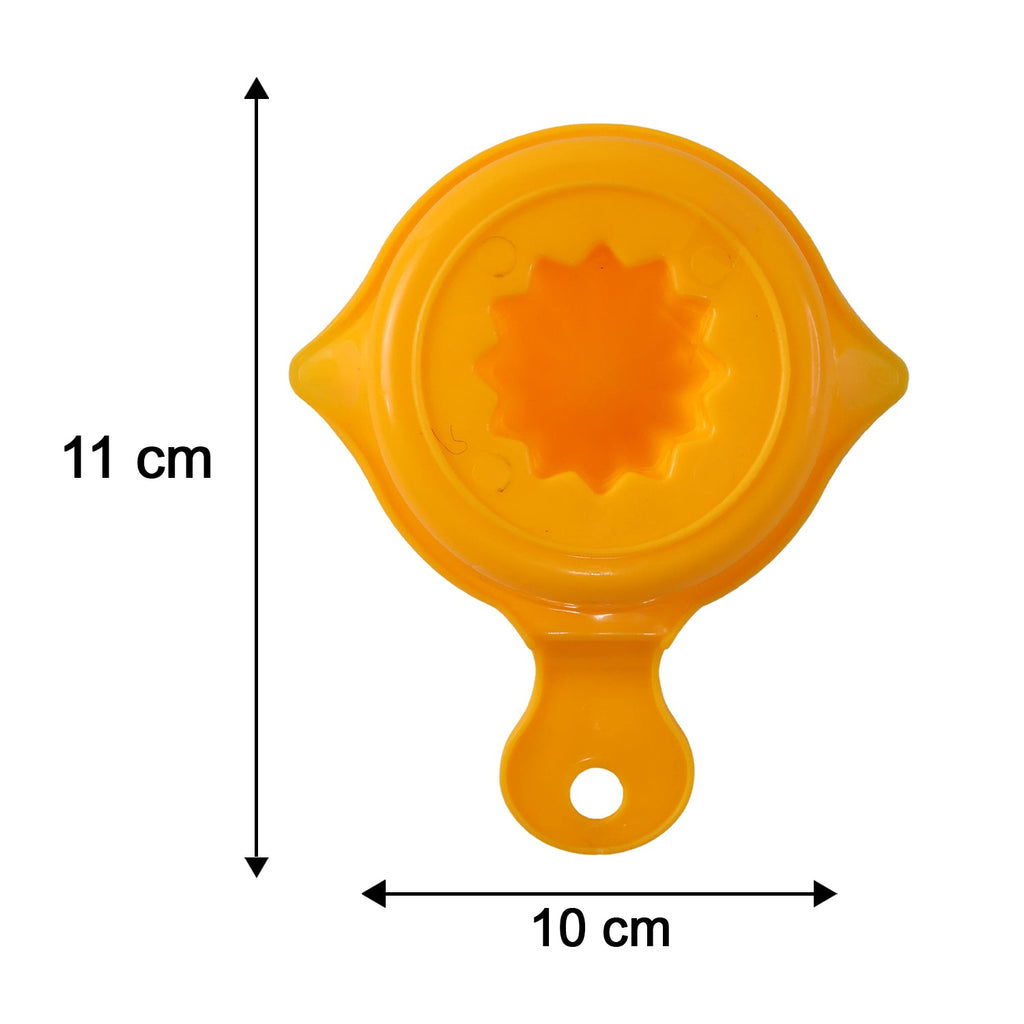 Size comparison of citrus juicer on a white background