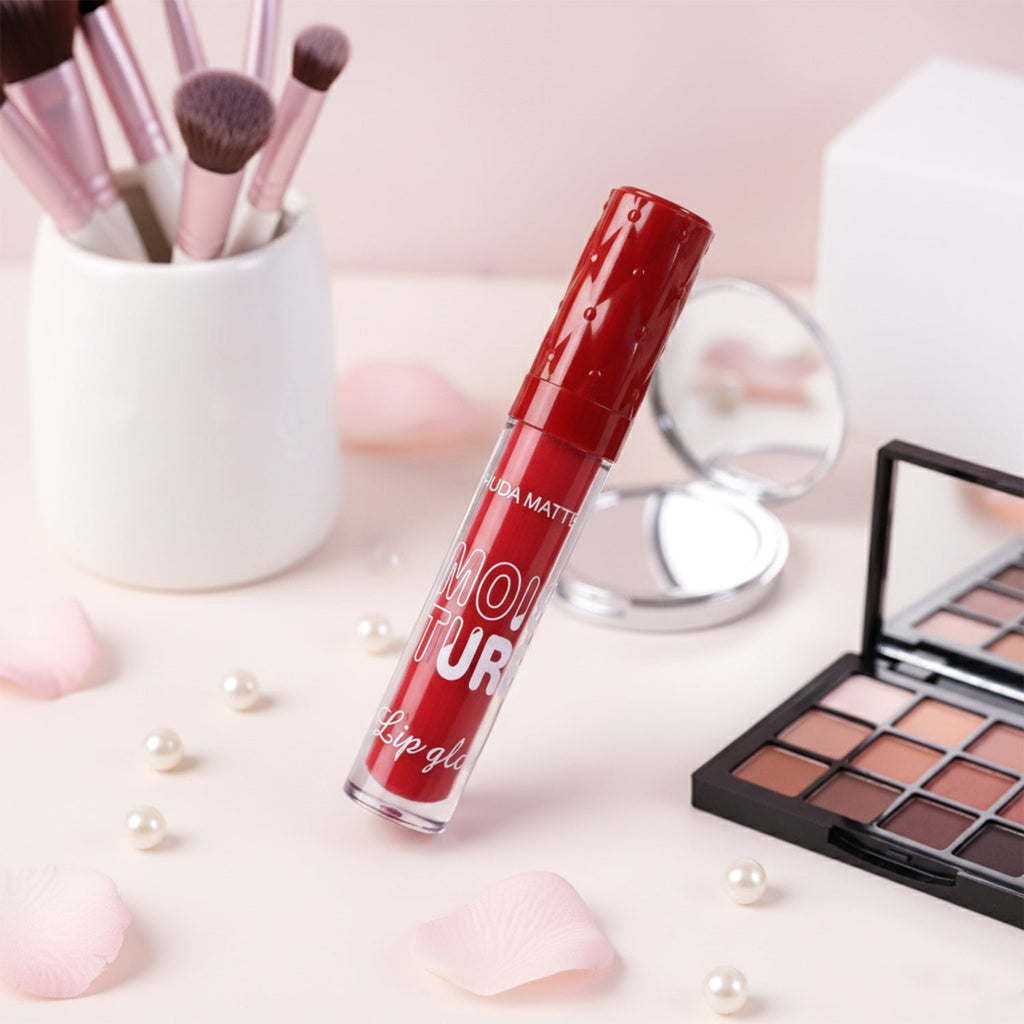 High-impact matte lip gloss ideal for daily beauty looks