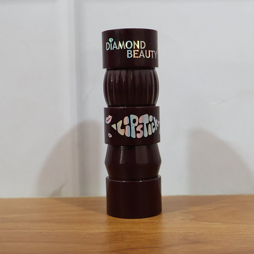 Richly pigmented lipstick with creamy smooth application texture