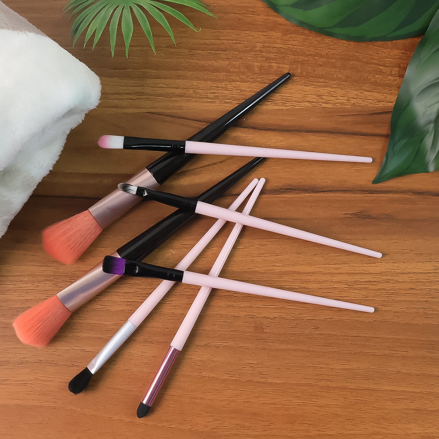 Complete professional soft makeup brushes set for precise face and eye makeup