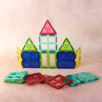 Magnetic building tiles assembling into geometric shapes