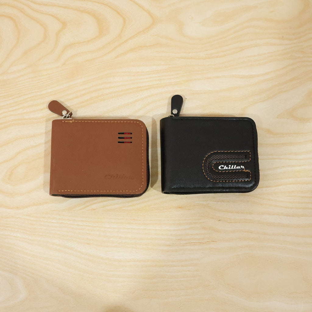 Live shot of man holding zip-around card holder wallet showing texture