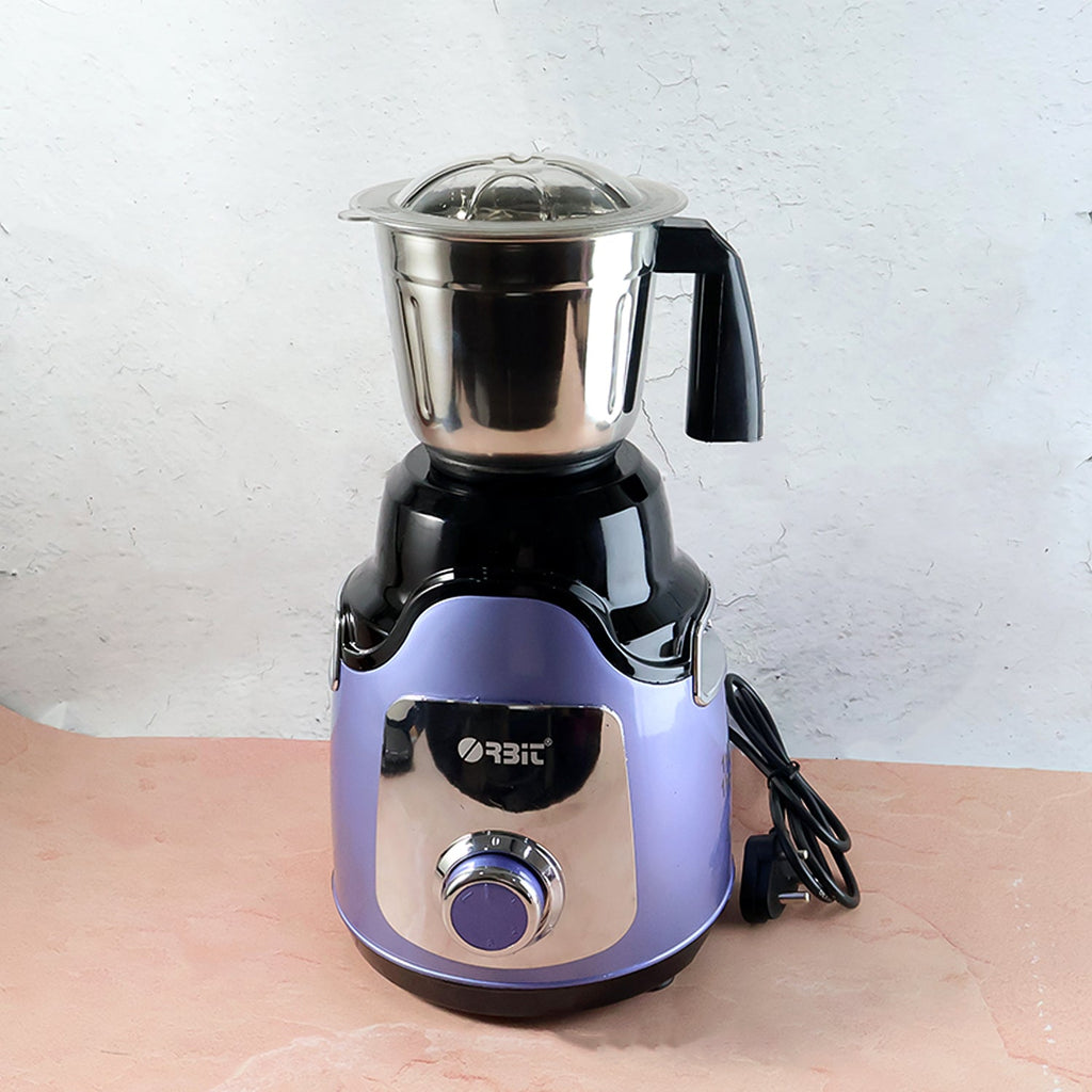 Stainless steel blades of the 1 HP heavy duty mixer grinder for fine grinding