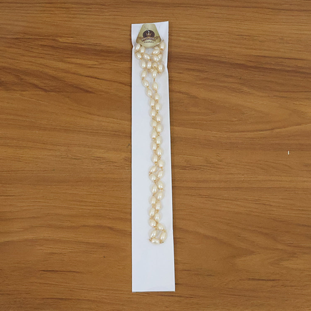 Lightweight gold accented pearl necklace for women