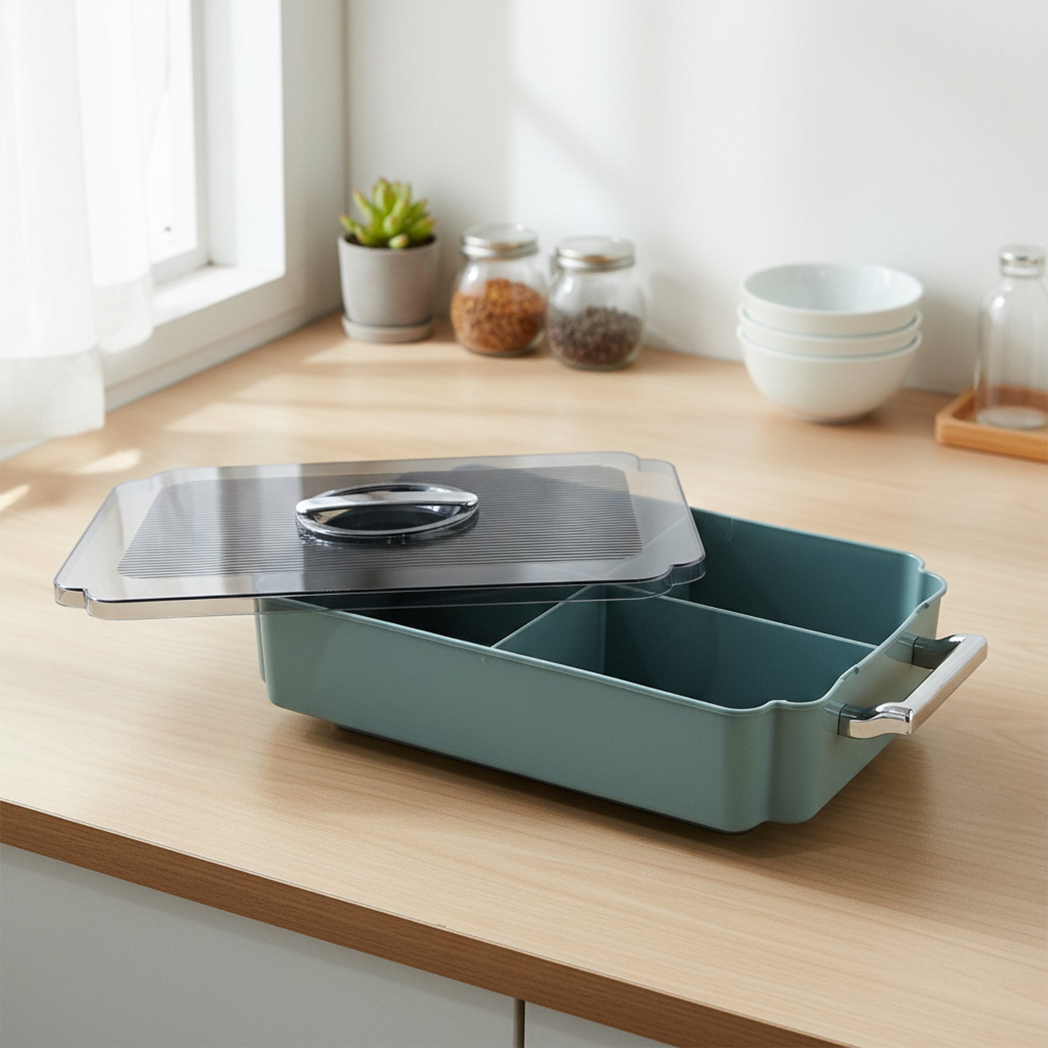 Transparent lid on 4 compartment food storage container for easy visibility of dry food items