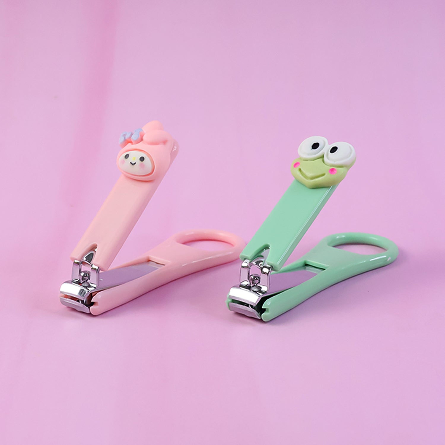 Baby nail clipper with cute random cartoon animal handle design